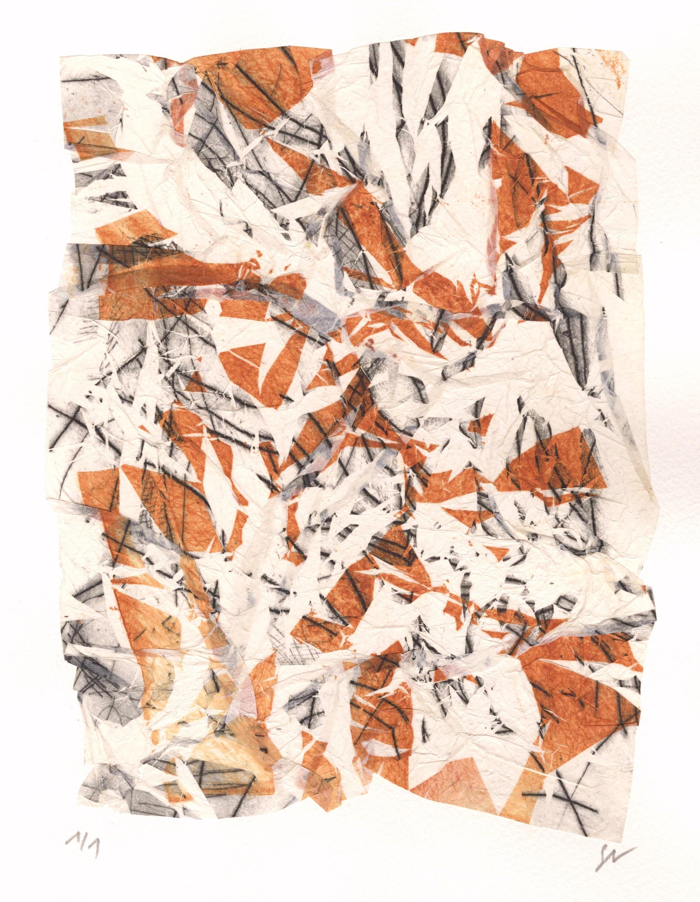 Froissage et pliage en orange et noir